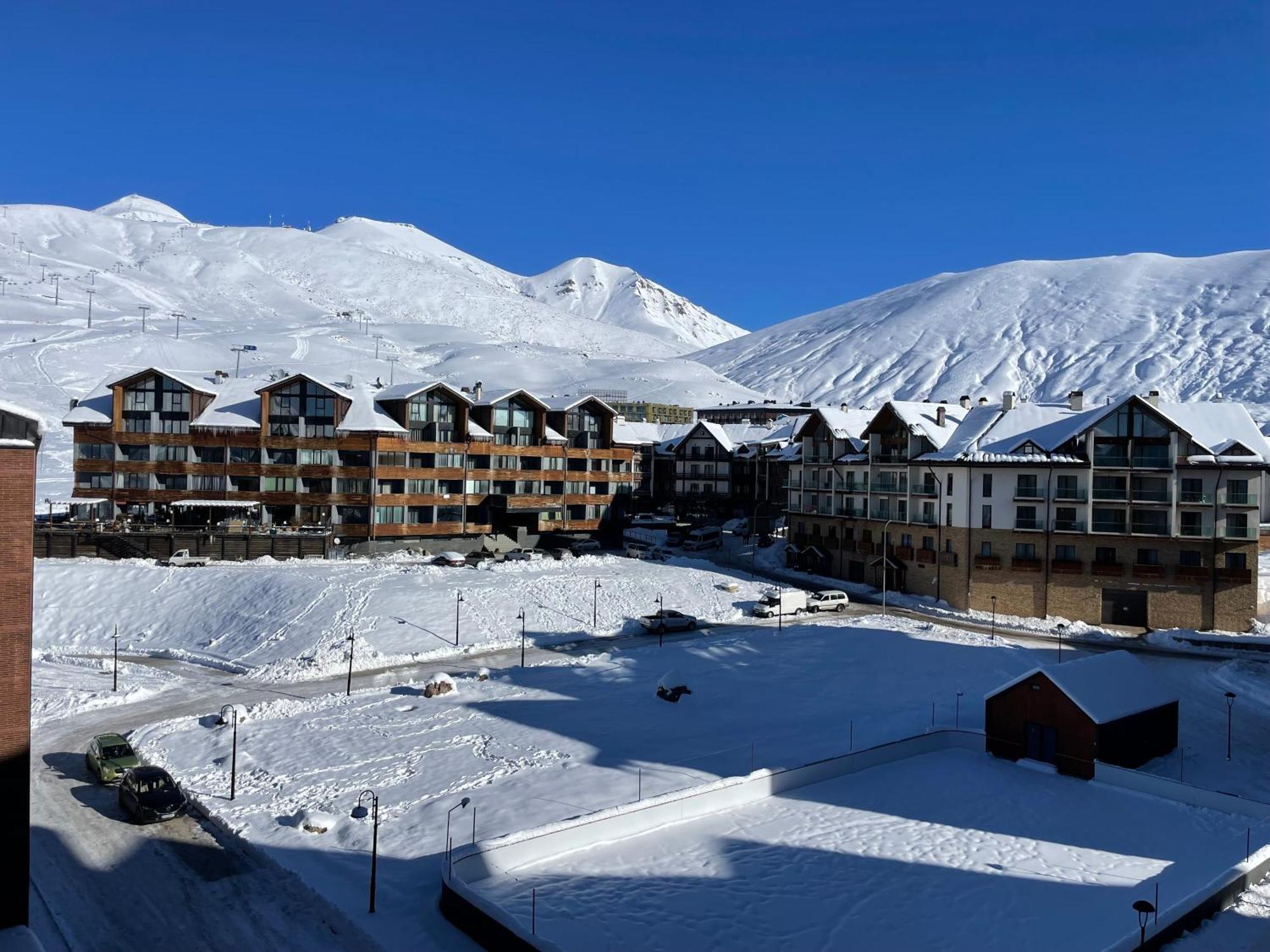 Four Season * Gudauri