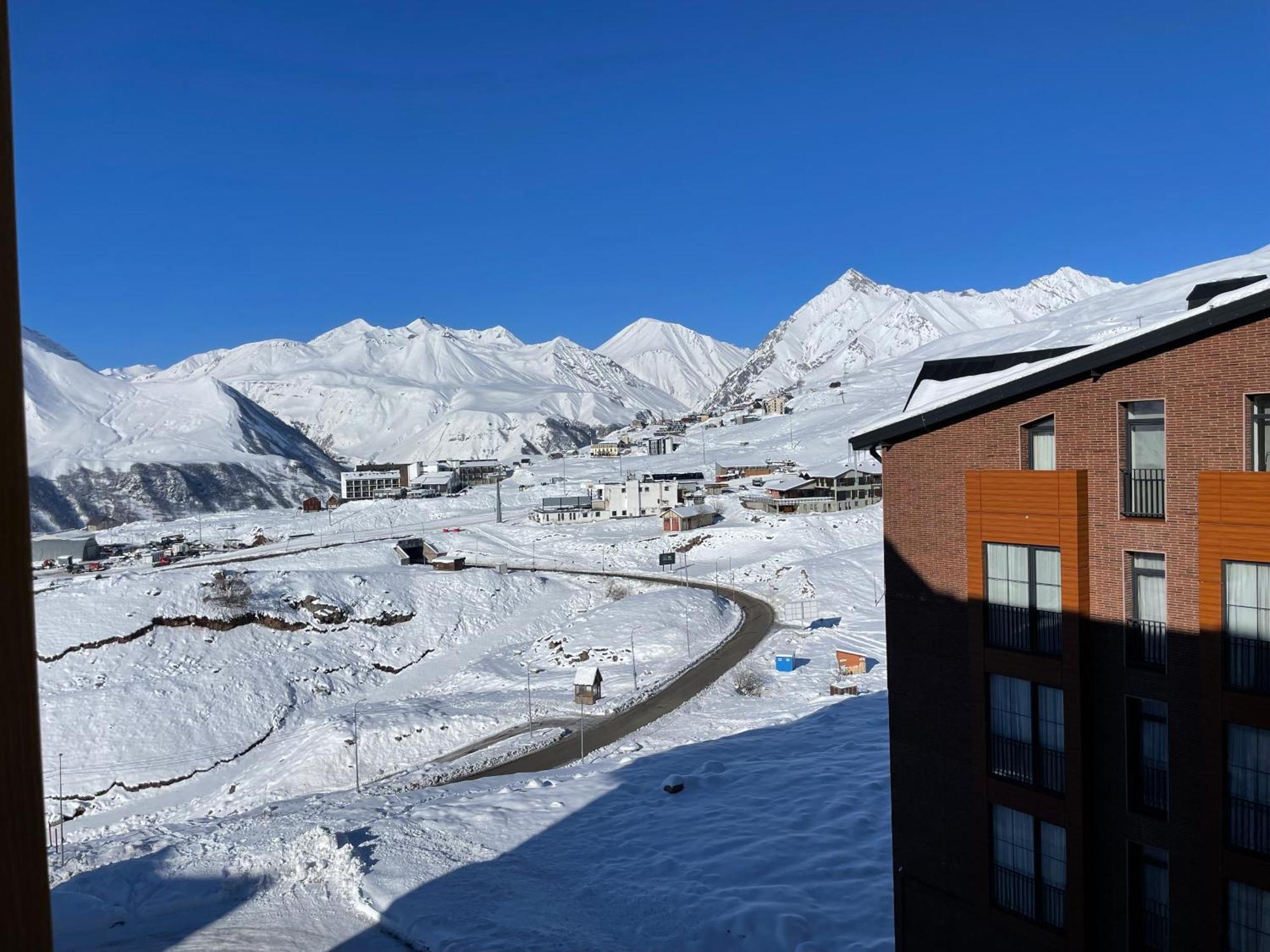 Apartament Four Season