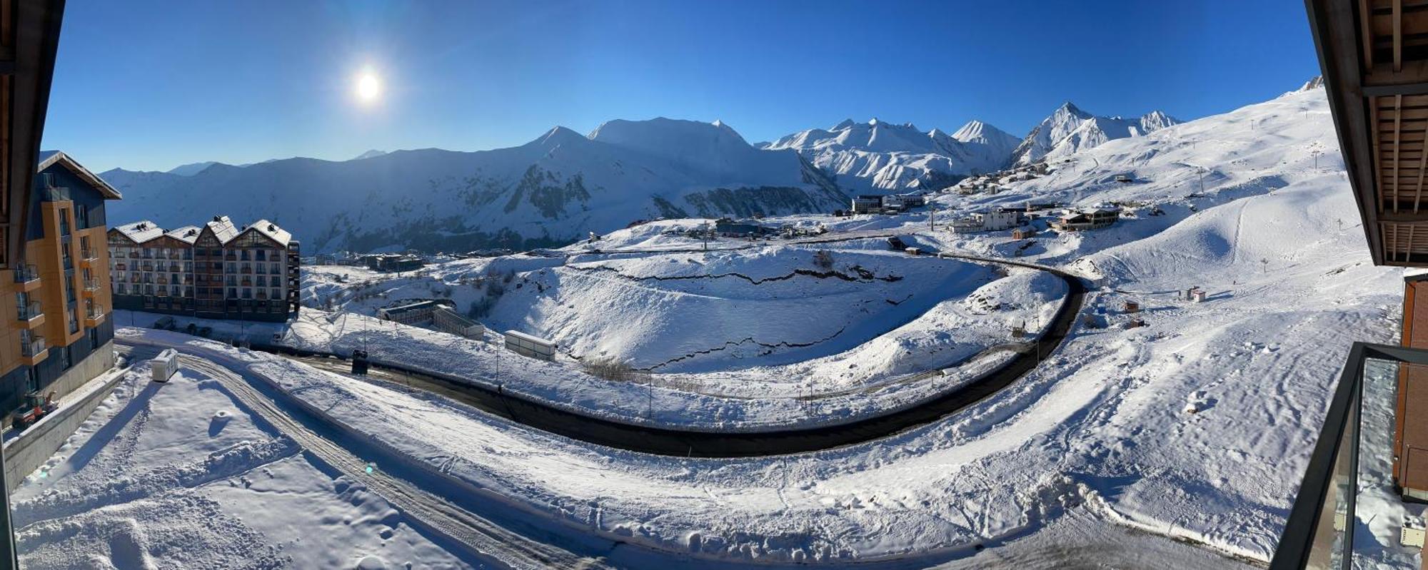 Four Season Апартаменти *